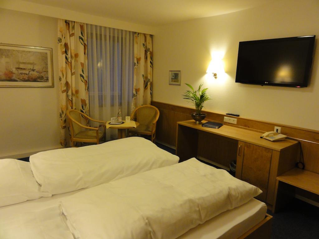 Hotel Wuerttemberger Hof Garni Rottenburg am Neckar Kamer foto