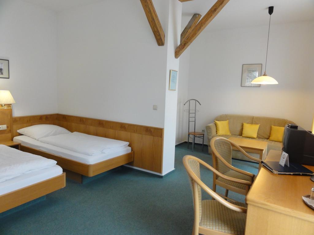 Hotel Wuerttemberger Hof Garni Rottenburg am Neckar Kamer foto